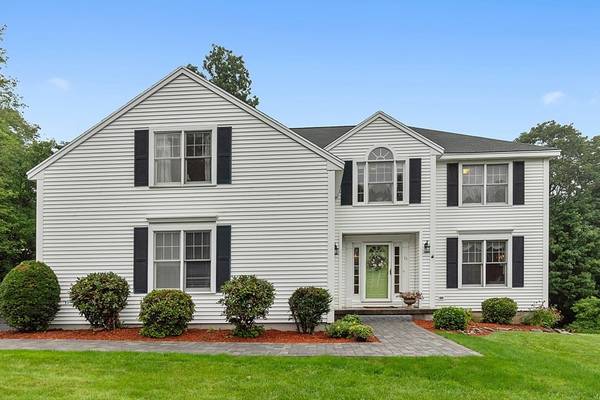 11 Wachusett Cir, Shrewsbury, MA 01545