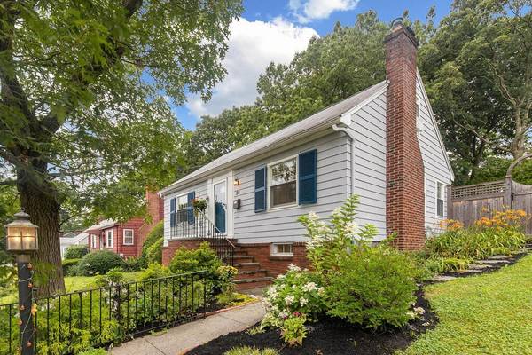 25 Whitman Avenue, Melrose, MA 02176