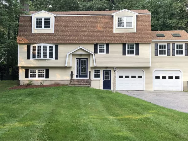 9 Leni Road, Windham, NH 03087