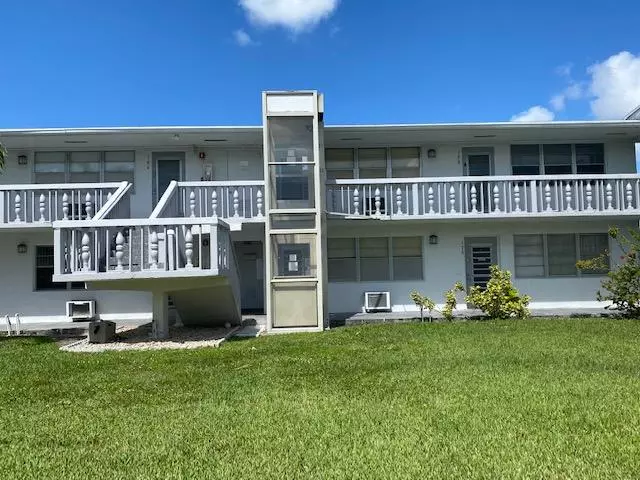 Deerfield Beach, FL 33442,188 Farnham H