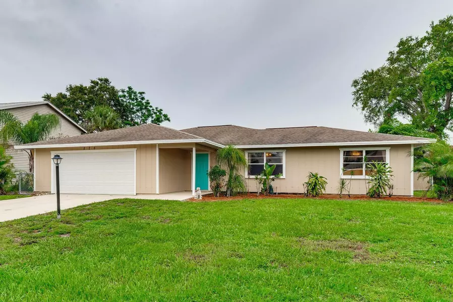 826 NE Vanda Terrado, Jensen Beach, FL 34957