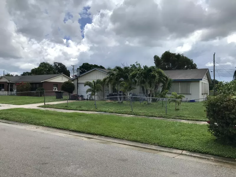 110 Camelot DR, Fort Pierce, FL 34946