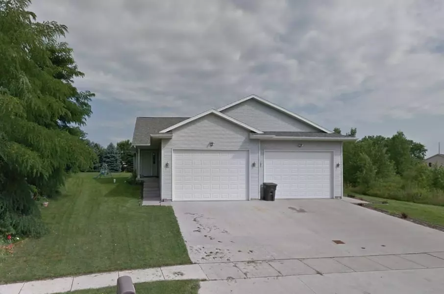 931-935 Reed ST, Lake Mills, WI 53551