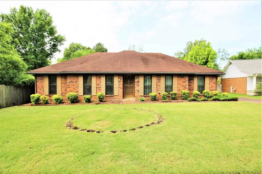 3379 SUMMERHILL DR, Bartlett, TN 38134