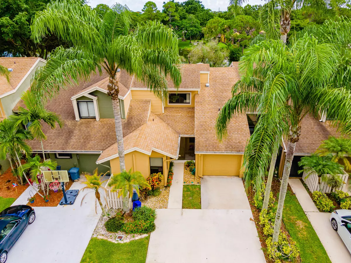 Boca Raton, FL 33428,22506 Thousand Pines LN