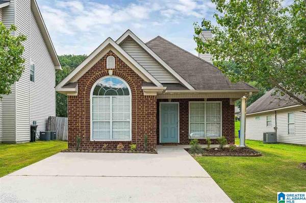 2476 FOREST LAKES LANE, Sterrett, AL 35147