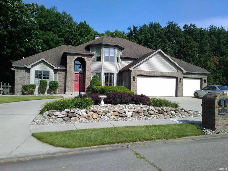 3710 Oak Ridge Drive, Elkhart, IN 46517