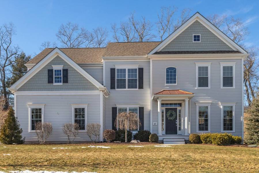 57 Farrington Ave, Wrentham, MA 02093