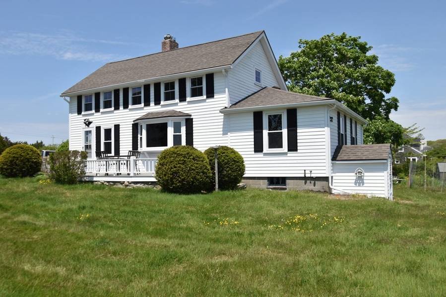 212 Howland Rd, Westport, MA 02790