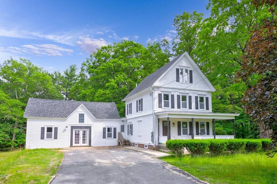 102 Pepperell Rd, Groton, MA 01450