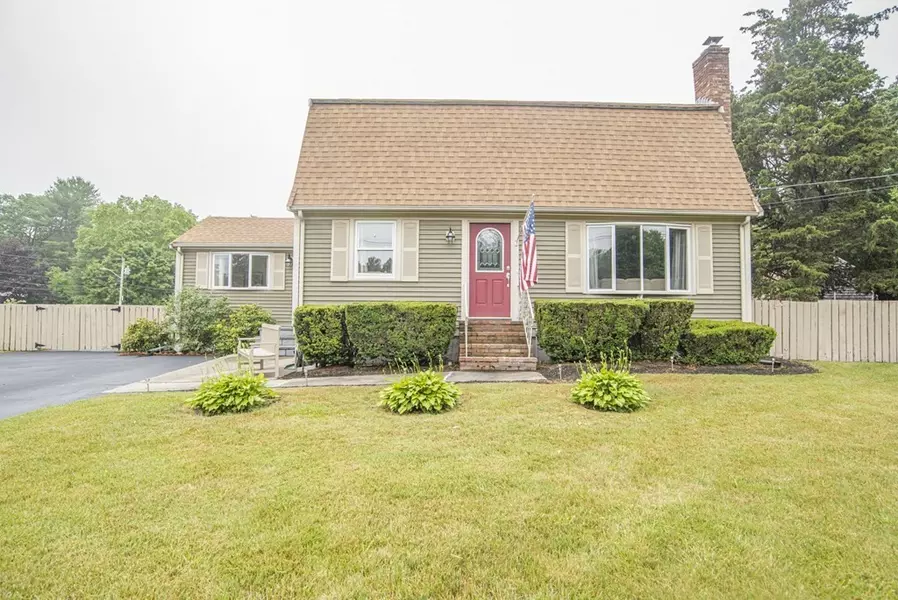 321 Cross St, Bridgewater, MA 02324