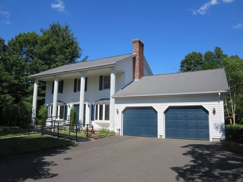 10 Deerbrook Drive, Granby, MA 01033