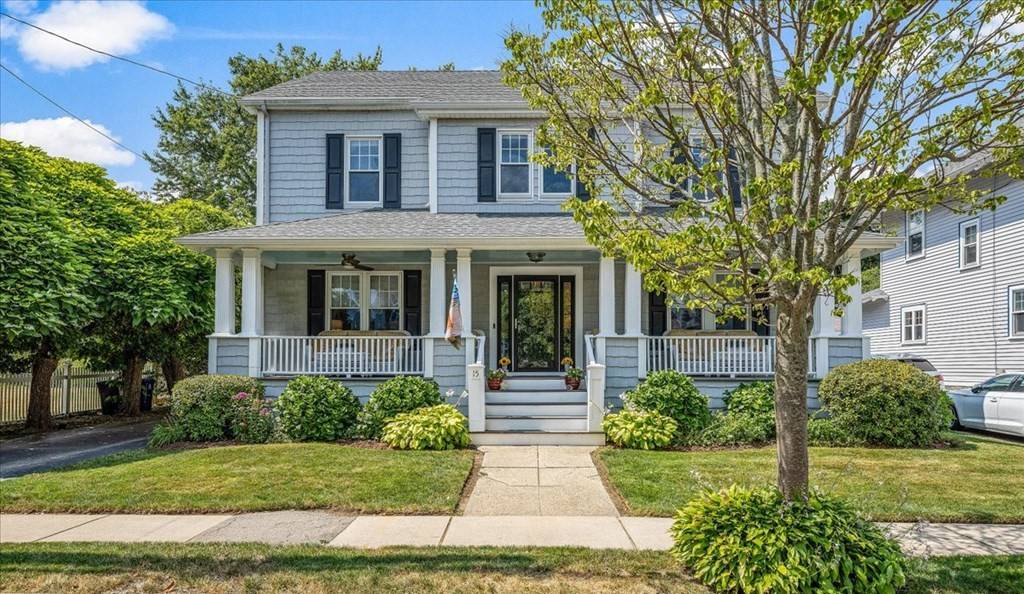 15 Hobomack Rd, Quincy, MA 02169