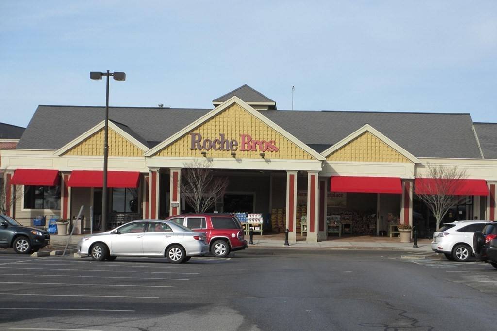 Mashpee, MA 02649,68 Mercantile Way