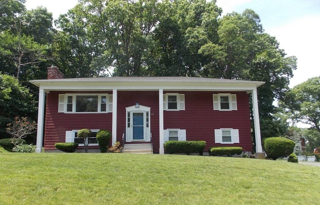 169 Miles Standish Dr, Marlborough, MA 01752
