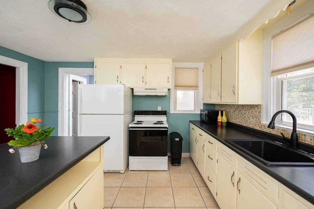 Milton, MA 02186,159 Warren Avenue