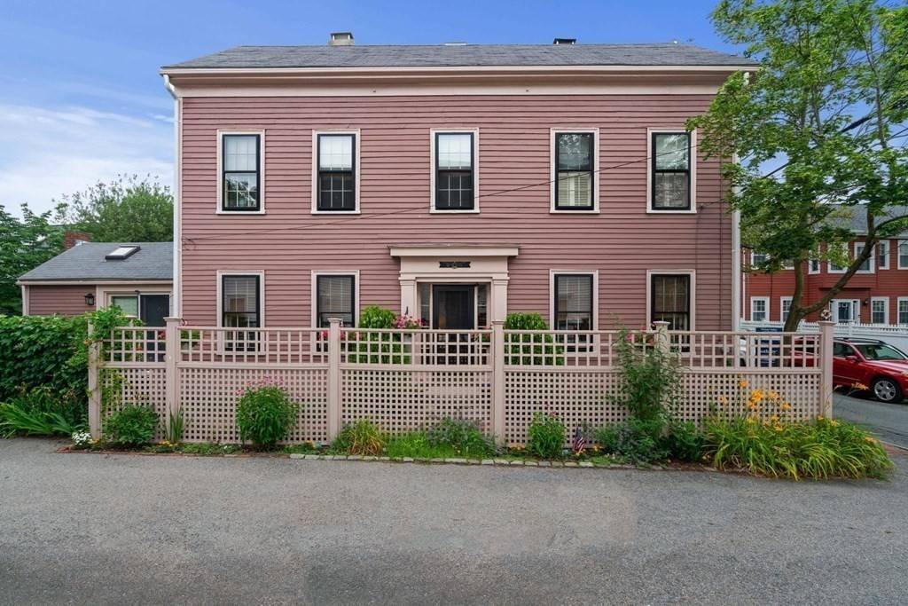 Salem, MA 01970,21 Williams St