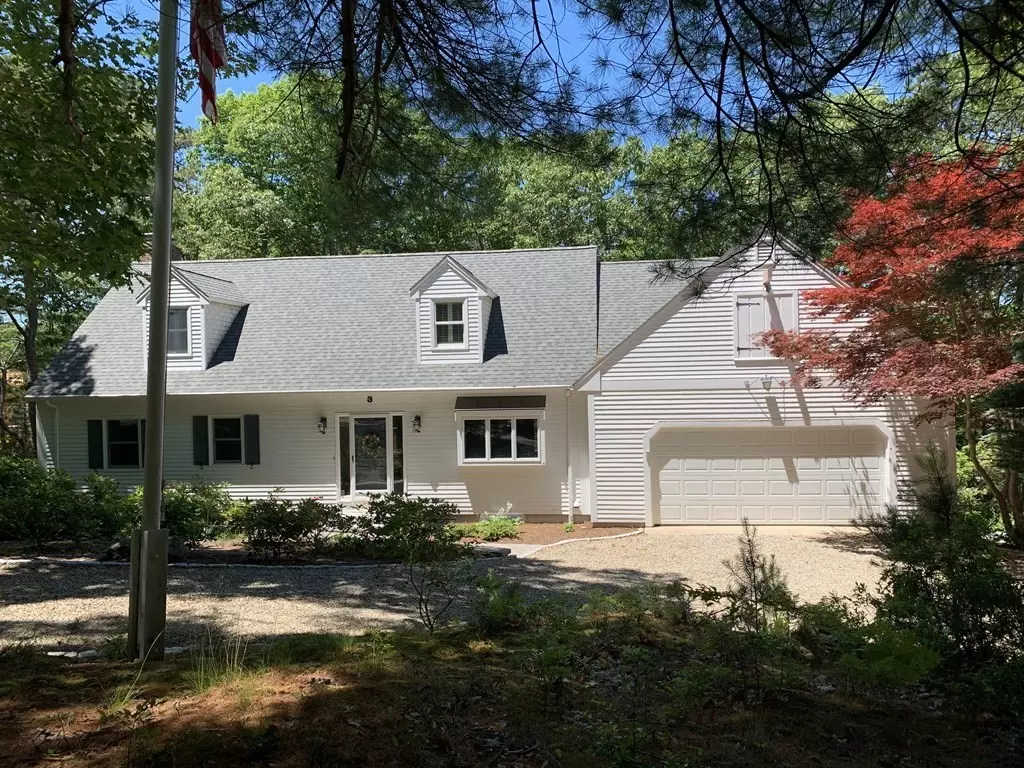 Orleans, MA 02653,3 Boulder Ln