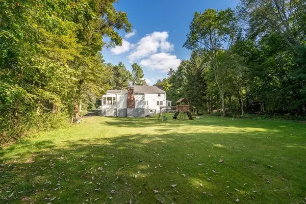 Weston, MA 02493,232 Conant Road