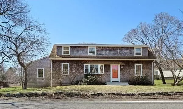 297 East St, East Bridgewater, MA 02333