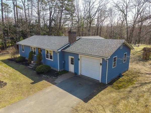 80 Long Plain Road, Whately, MA 01373