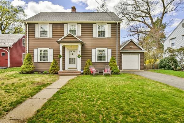 58 Bangor St, Springfield, MA 01118