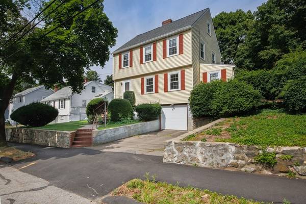 104 Waverly Street, Arlington, MA 02476