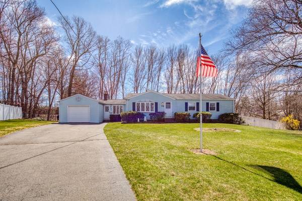 73 Parenteau Dr, Chicopee, MA 01020