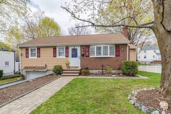 29 Norwich Cir, Medford, MA 02155