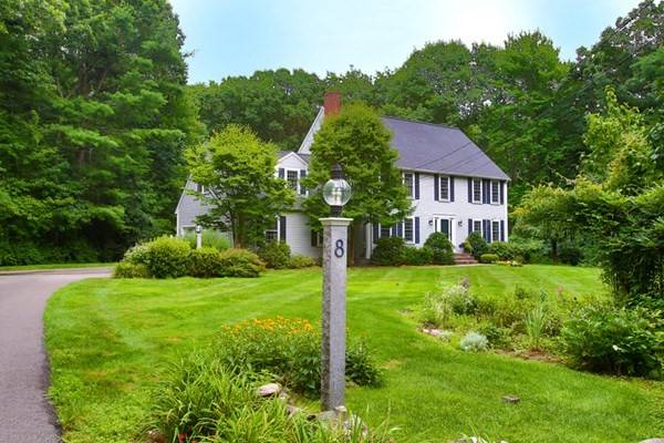 8 Homeward Lane, Walpole, MA 02081