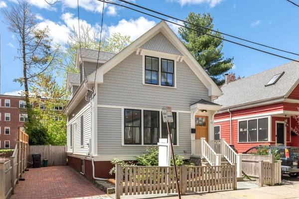 12 Chalk Street, Cambridge, MA 02139