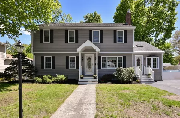 15 Prospect Ave, Lynnfield, MA 01940