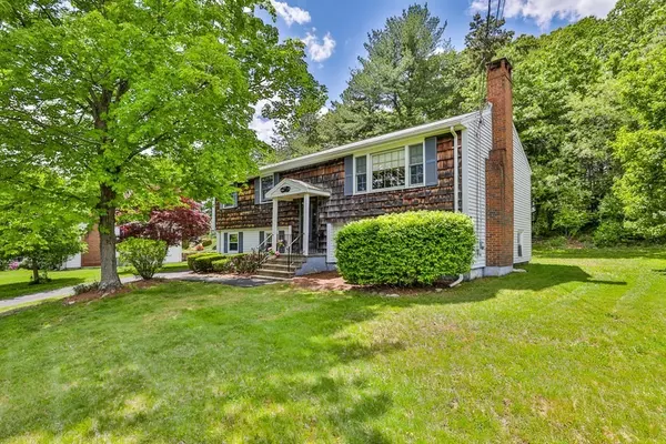 18 Ruthellen Road, Hudson, MA 01749