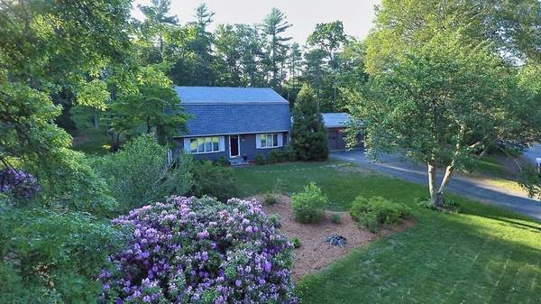 40 Bennett Rd, Rochester, MA 02770