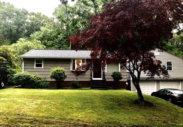 189 Brigham Hill Rd, Grafton, MA 01536