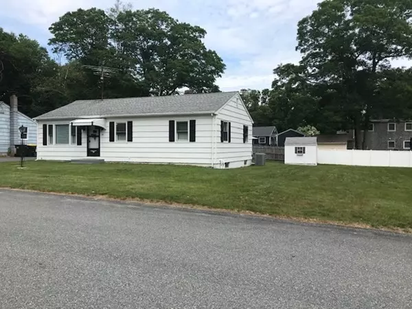 Westport, MA 02790,18 E Drive