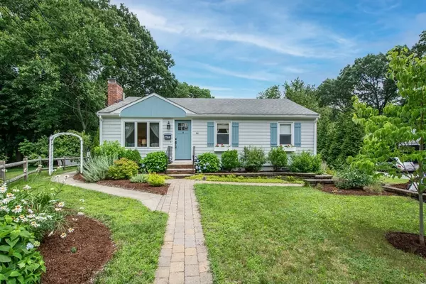 44 Fletcher Road, Woburn, MA 01801