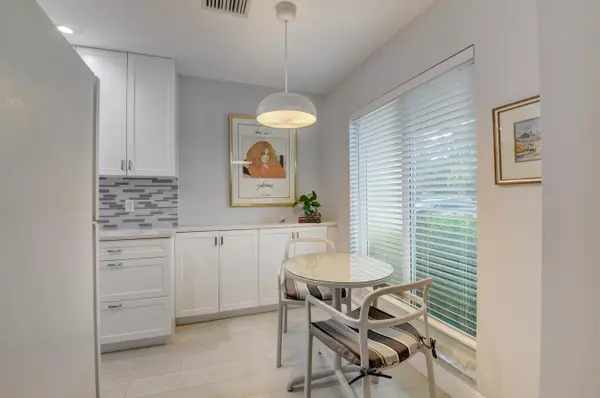 Delray Beach, FL 33445,1040 Silk Oak Ter TER 23-C