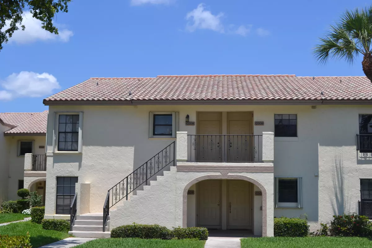 Boca Raton, FL 33431,2600 Greenwood TER 209