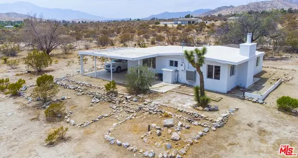 9405 Lanning Ln, Morongo Valley, CA 92256