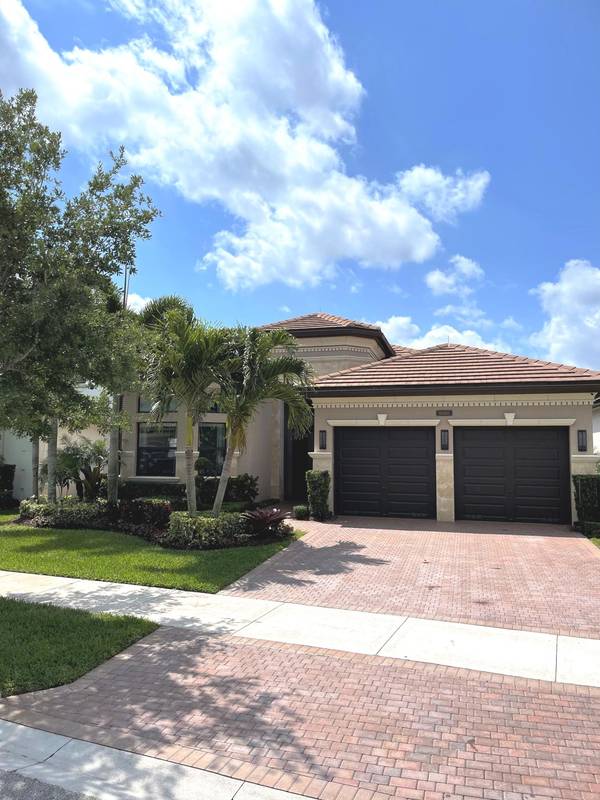 9066 Moriset CT, Delray Beach, FL 33446