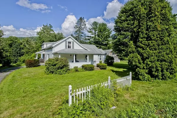 79 Old Westfield Rd, Russell, MA 01034