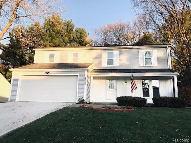 27880 White Plains, Farmington Hills, MI 48331