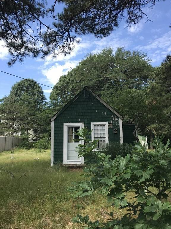 35 Lone Tree Rd, Dennis, MA 02639