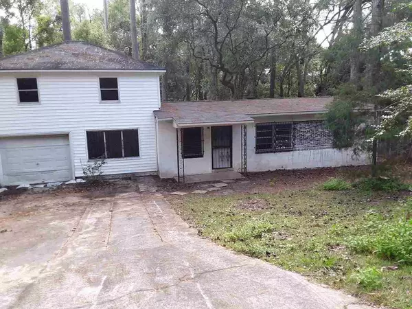 1003 Hiawatha Drive, Tallahassee, FL 32301