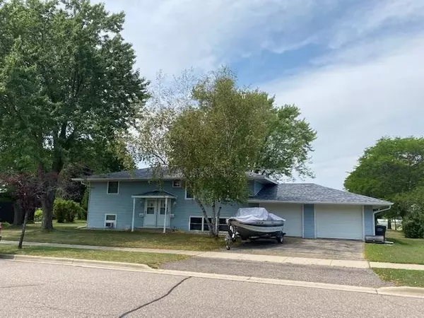 405 Clark St, Lodi, WI 53555