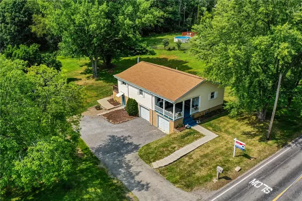 3069 E Bardonner Road, Gibsonia, PA 15044