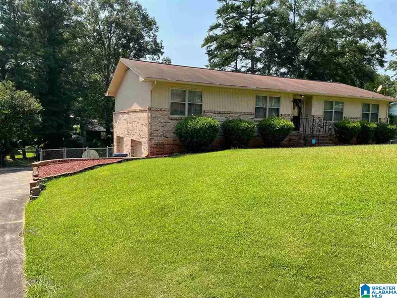 1310 CANTERBURY COURT, Anniston, AL 36207