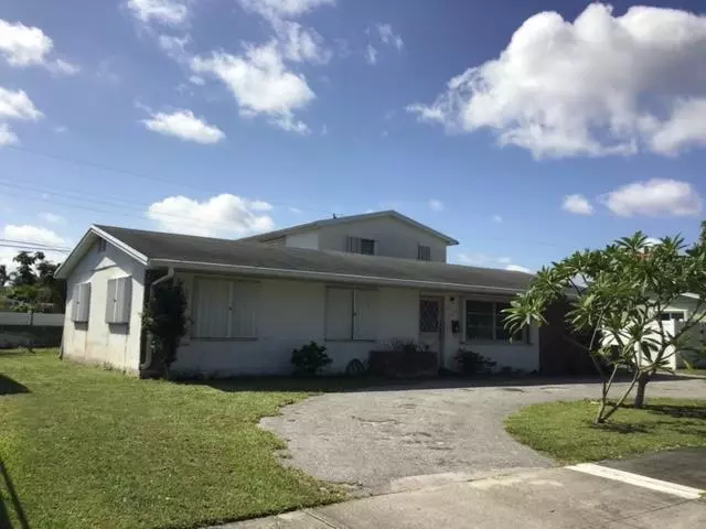 937 Dogwood RD, North Palm Beach, FL 33408