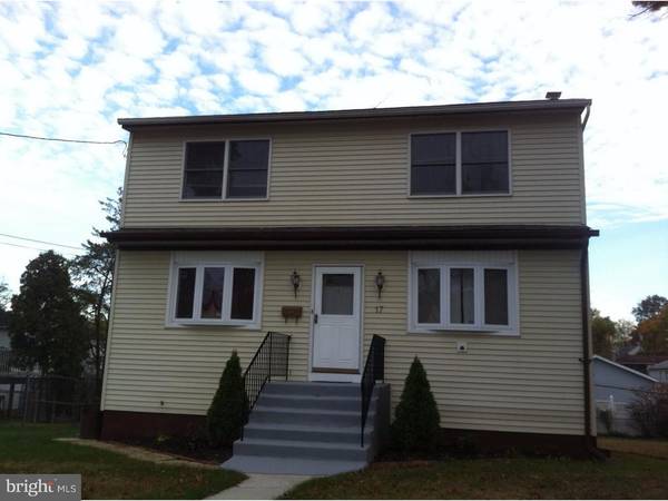 17 E MAIDEN LN, Somerdale, NJ 08083